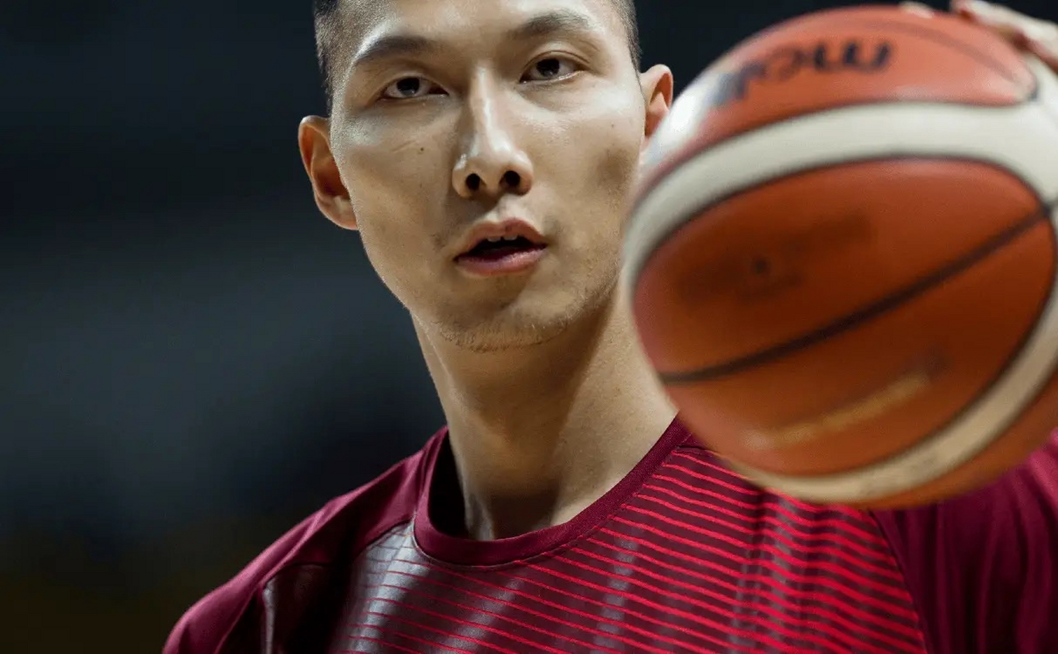 步行者鏖战吉林队，易建联点燃赛场的简单介绍