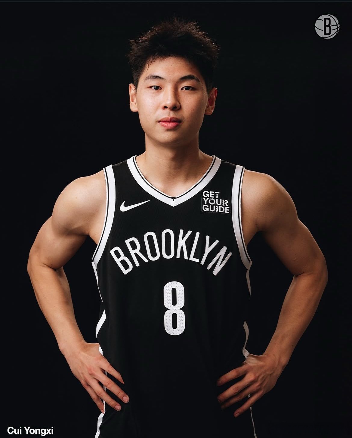 篮网队球员受伤提前退出季后赛