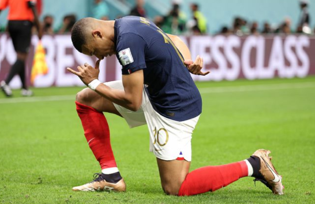 印尼队翻盘法国队，黄鸭组合关键制胜的简单介绍