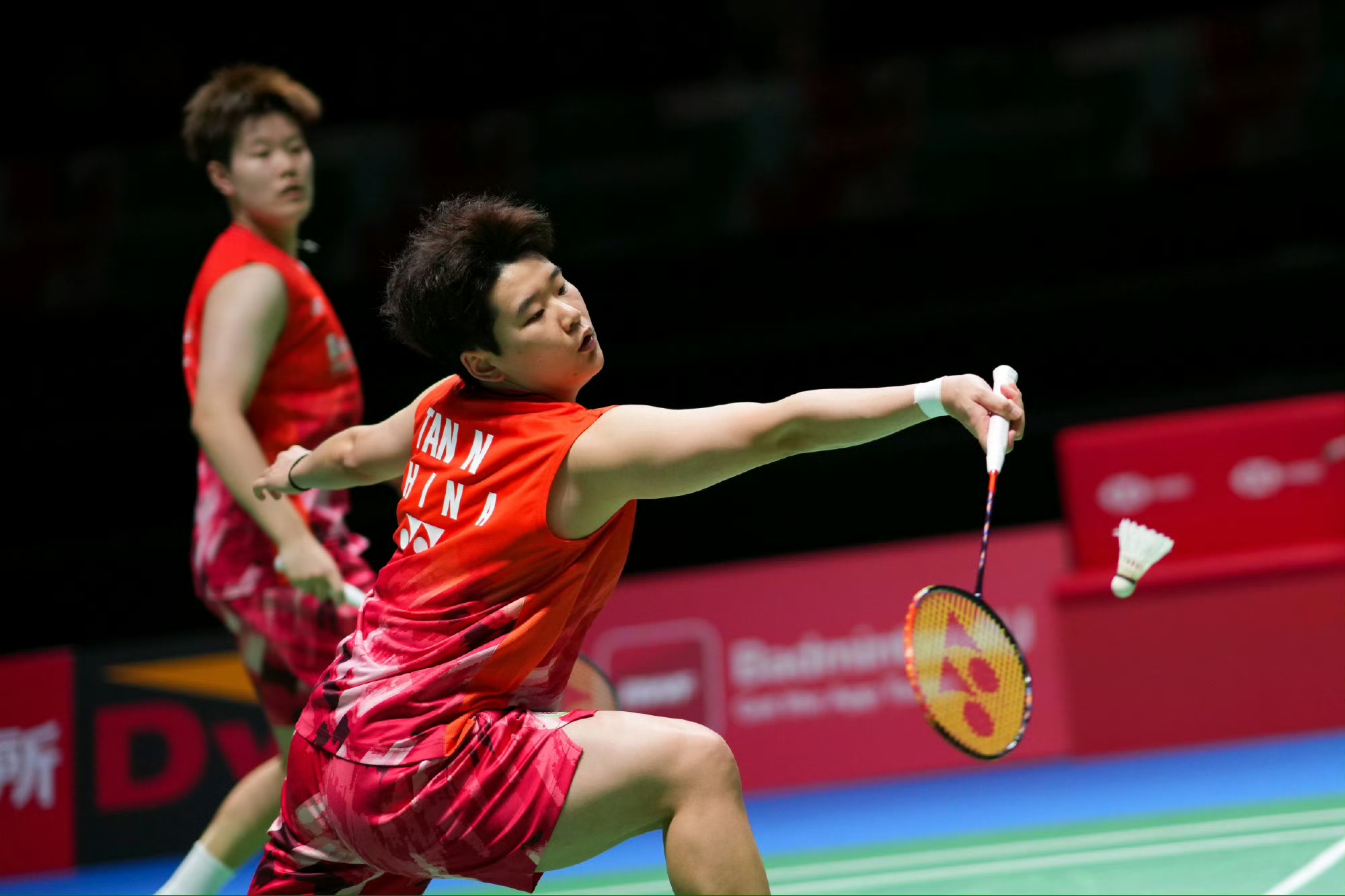 泰国羽毛球队绝地反击日本羽毛球队，谌龙爆发神勇的简单介绍