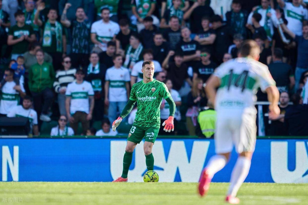 皇家社会横扫对手,稳坐前四的简单介绍 皇家社会横扫对手,稳坐前四的简单介绍