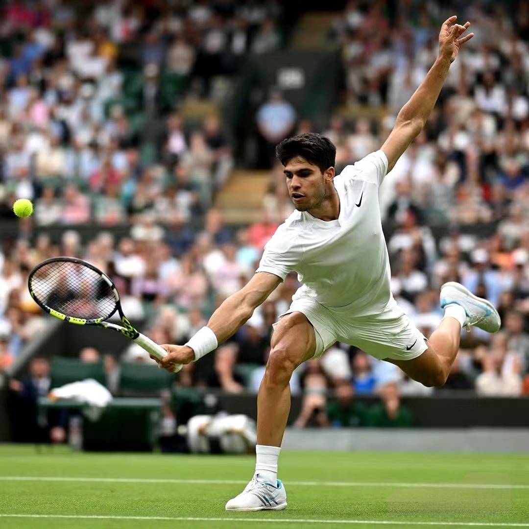 温网碾压戴维斯杯，阿尔卡拉斯高光表现的简单介绍