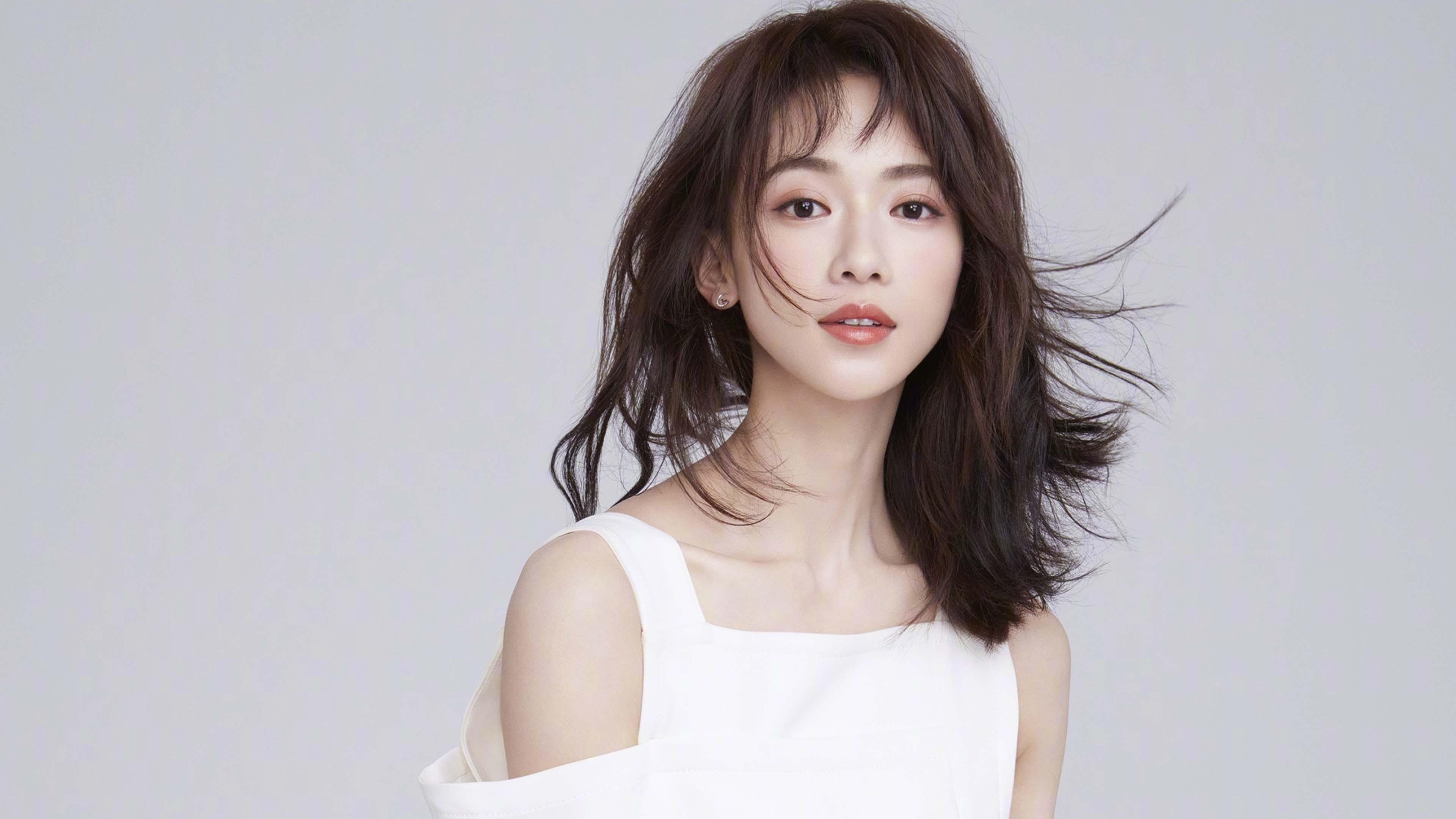 克瓦拉茨赫利亚爆发点燃欧洲杯，葡萄牙强势晋级背后的战术密码与尼斯启示