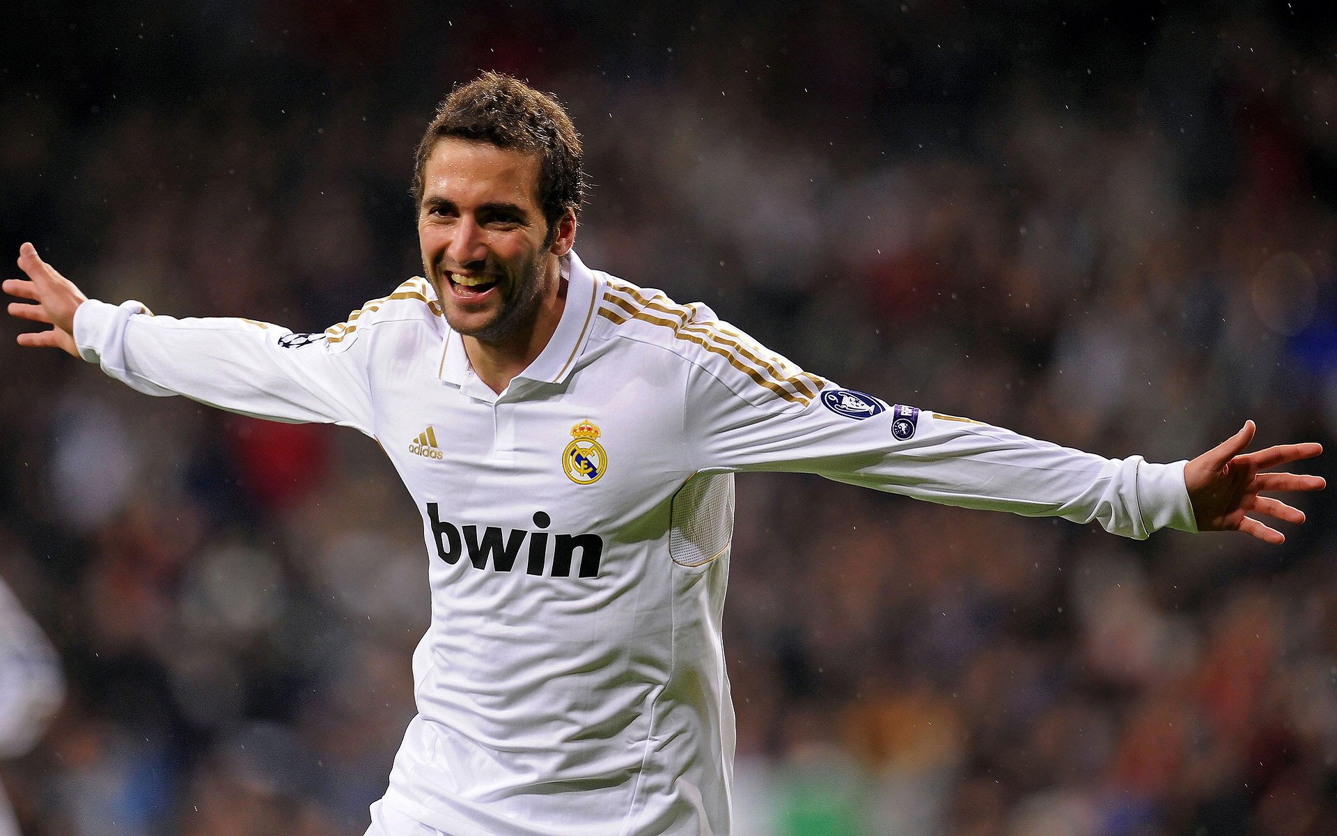 英超争冠焦点战与雷霆末节带走浙江队的双重启示