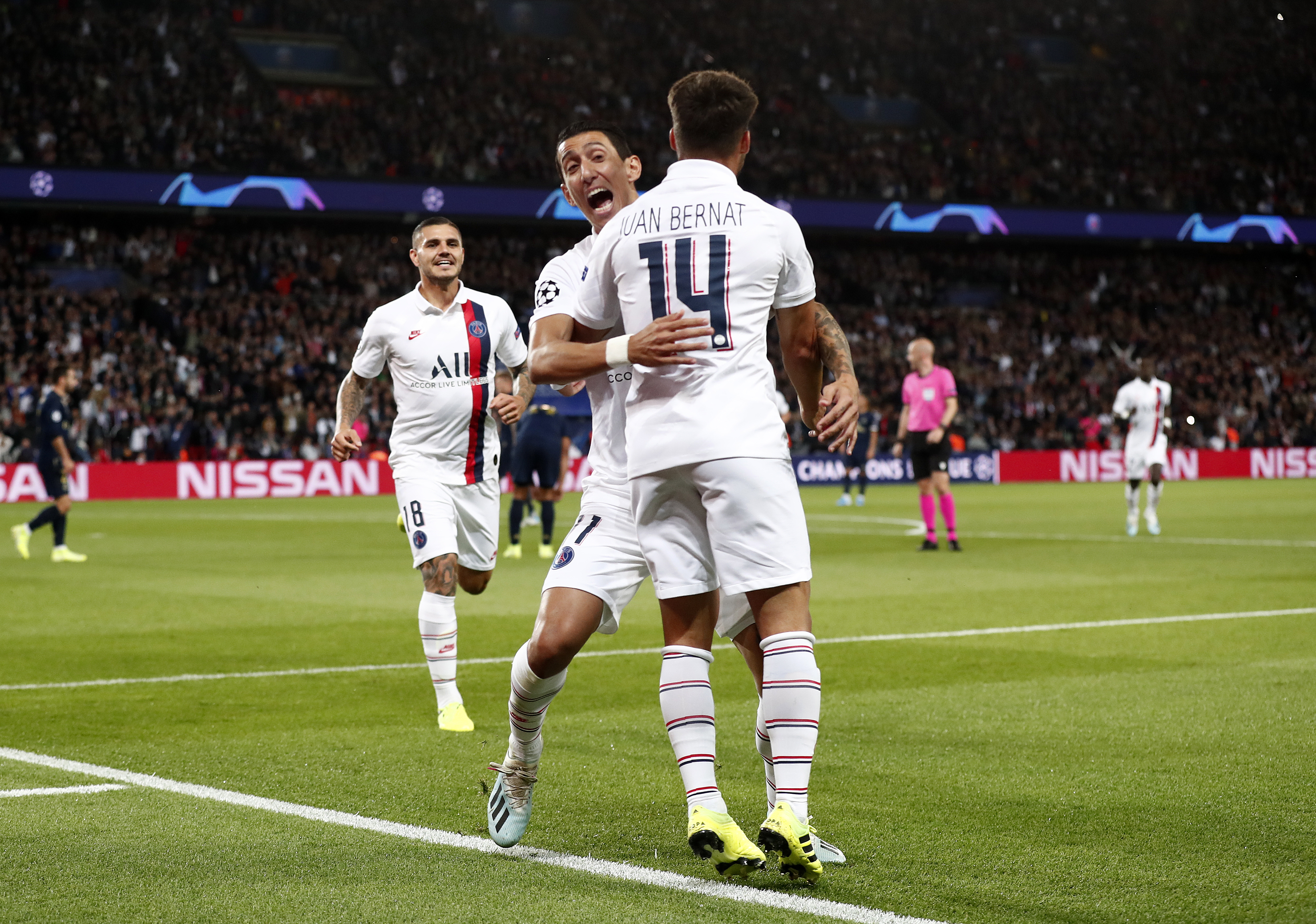 日本碾压皇马，迪马利亚带队取胜