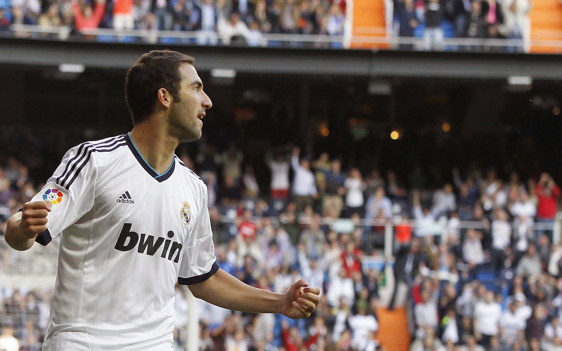 爵士收割快船,贝恩关键战不手软,新星崛起与季后赛的冷酷法则