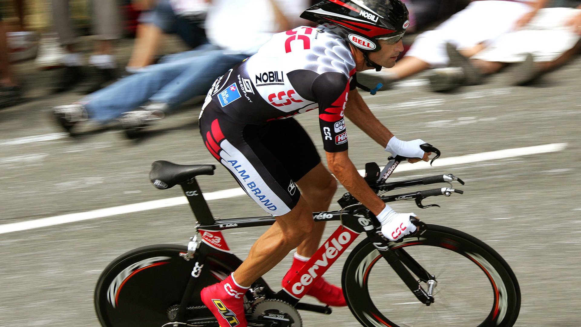 跨越时空的绝杀，从CBA到欧冠的王者时刻